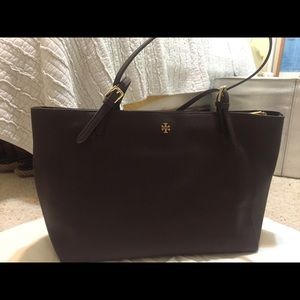 Chocolate brown Tory Burch tote bag